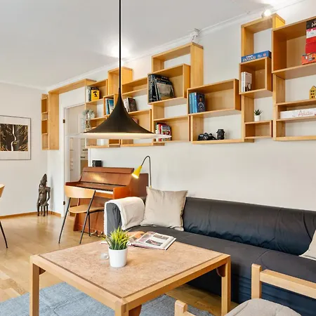 Appartamento Spacious 3-bedroom For 8 By Bryggen