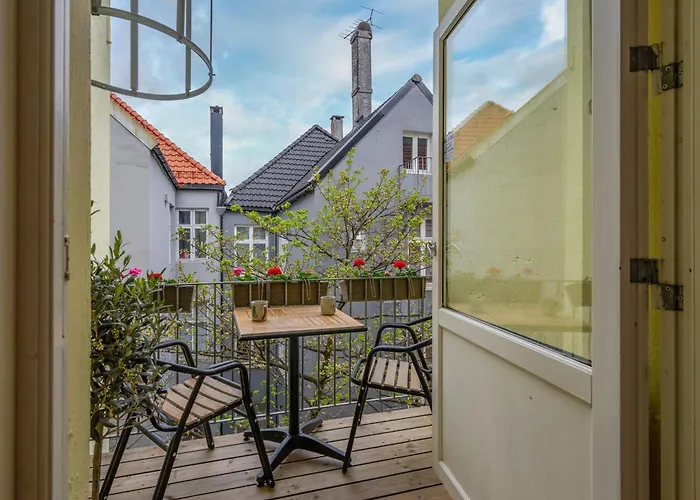 Spacious 3-bedroom For 8 By Bryggen * Bergen